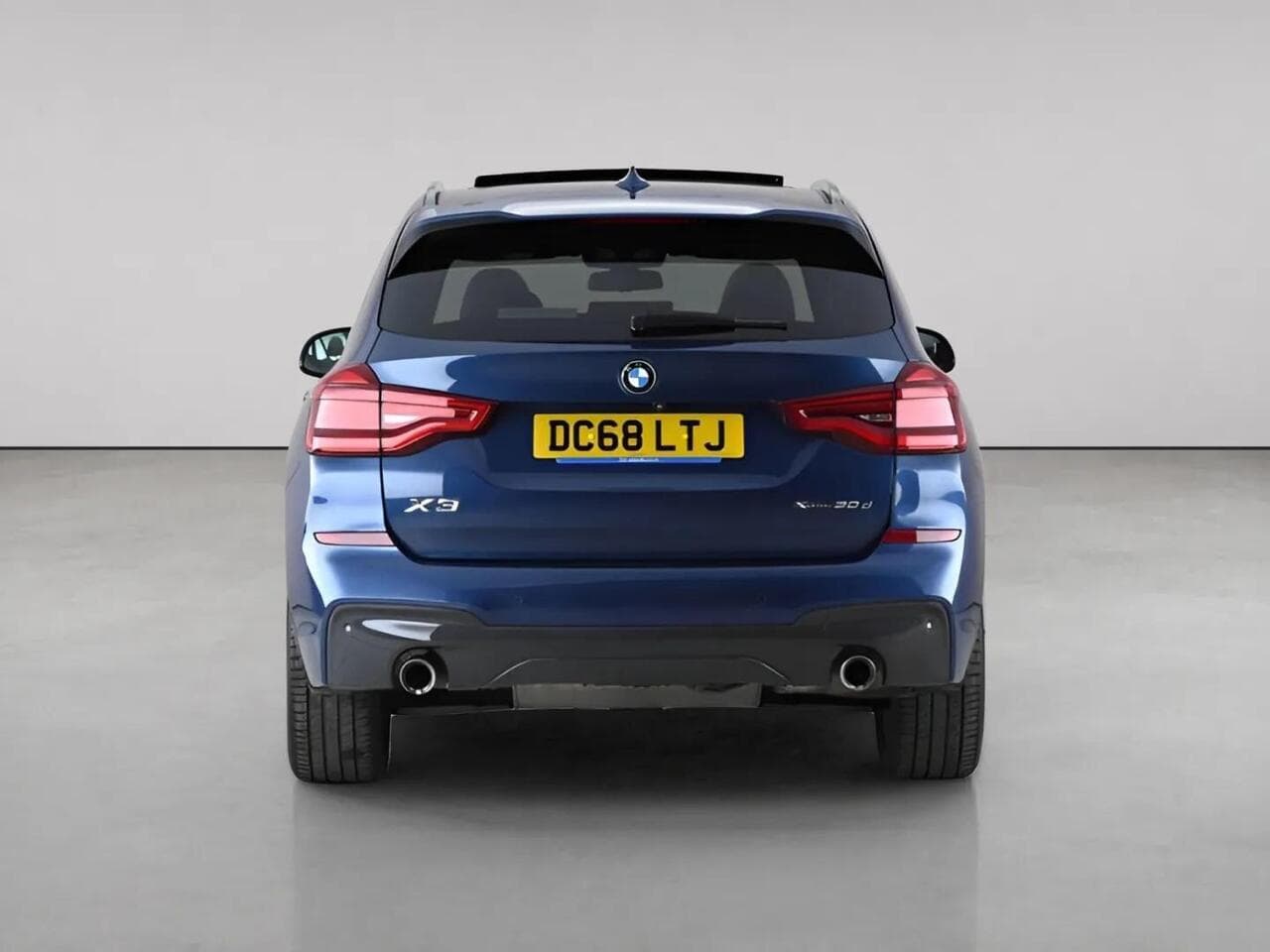 BMW X3 thumbnail Rear