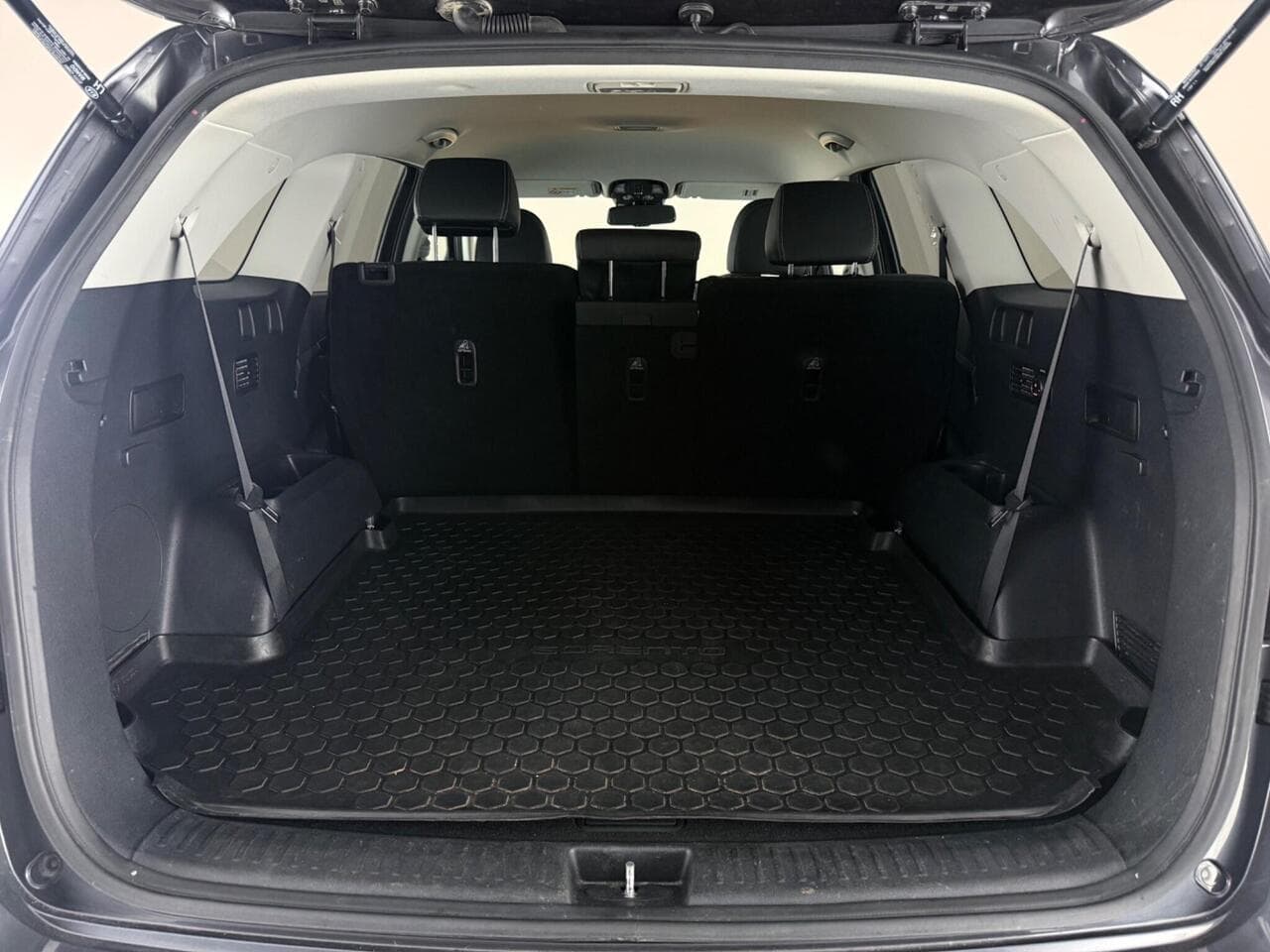 Kia Sorento thumbnail Boot