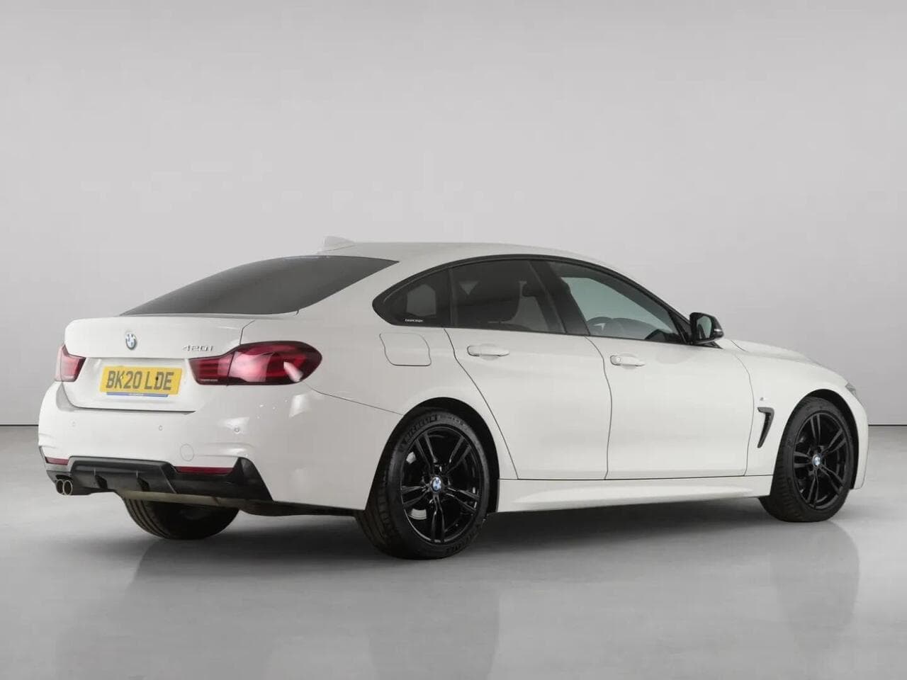 BMW 4 Series Gran Coupe thumbnail Rear Right