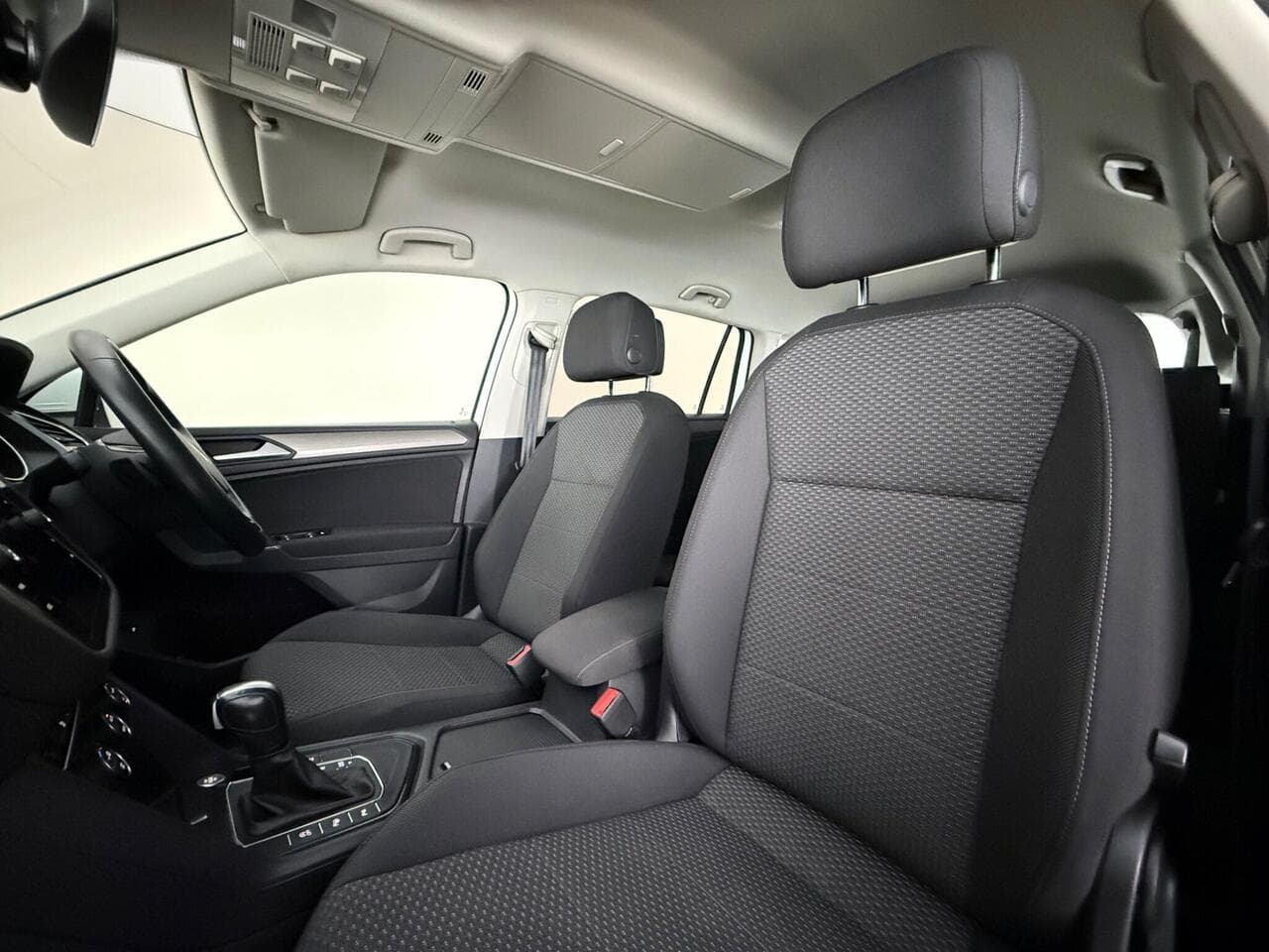 Volkswagen Tiguan Allspace thumbnail Seat Front Passenger