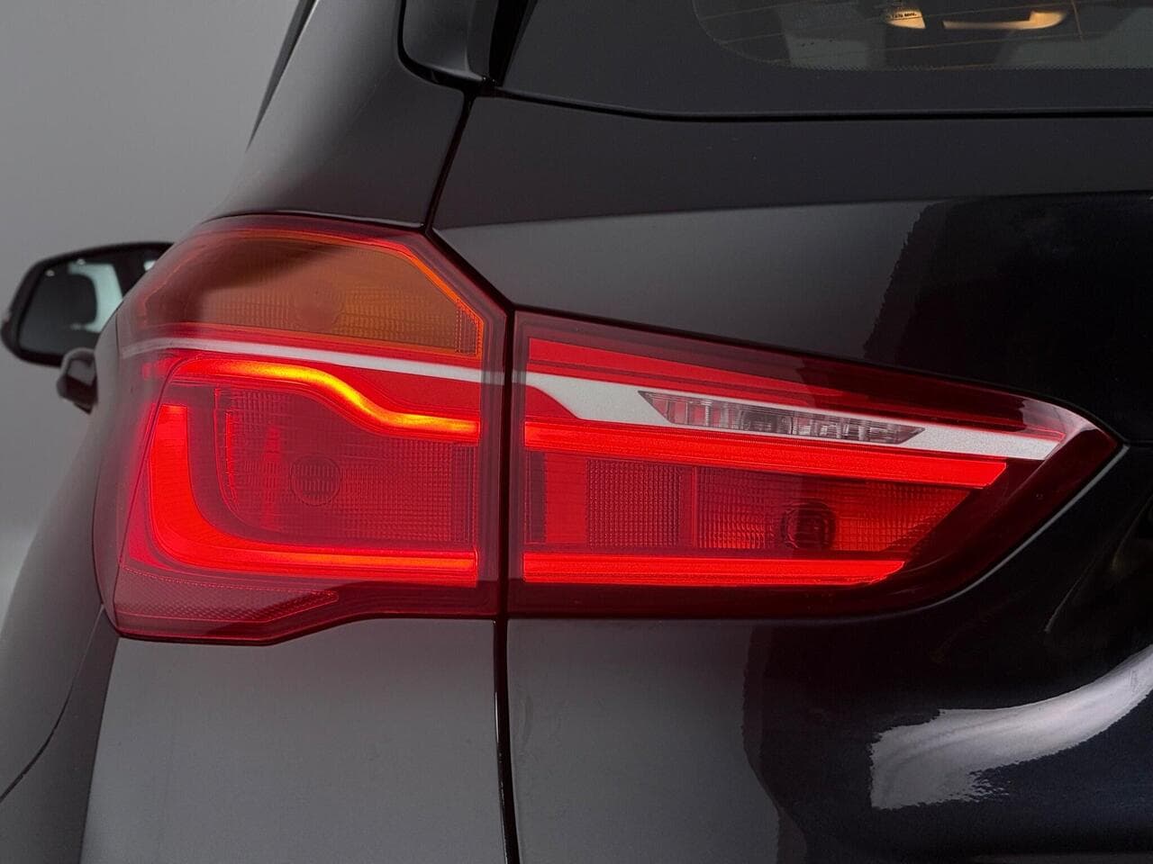 BMW X1 thumbnail Lights Rear