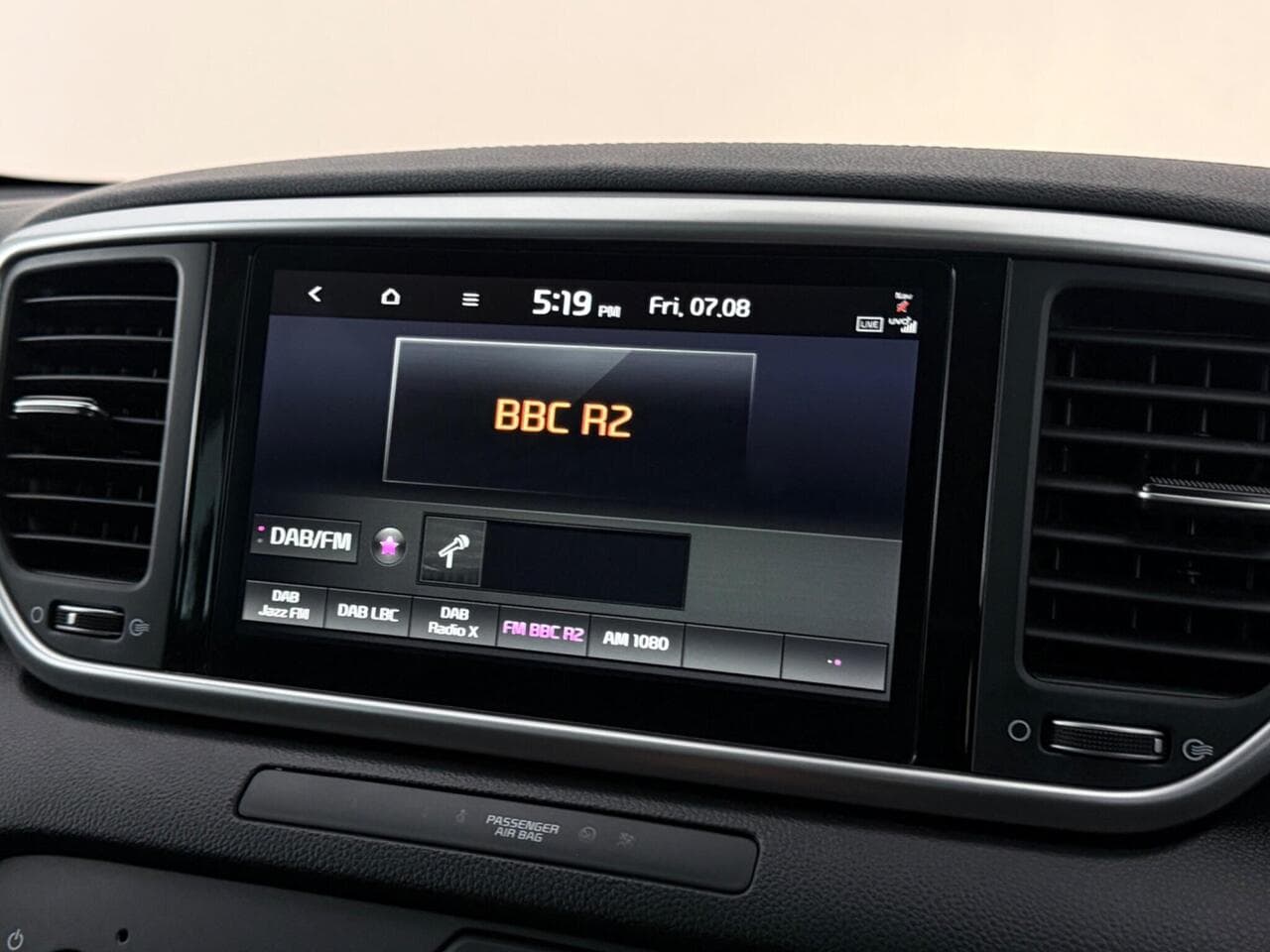 Kia Sportage thumbnail Infotainment System