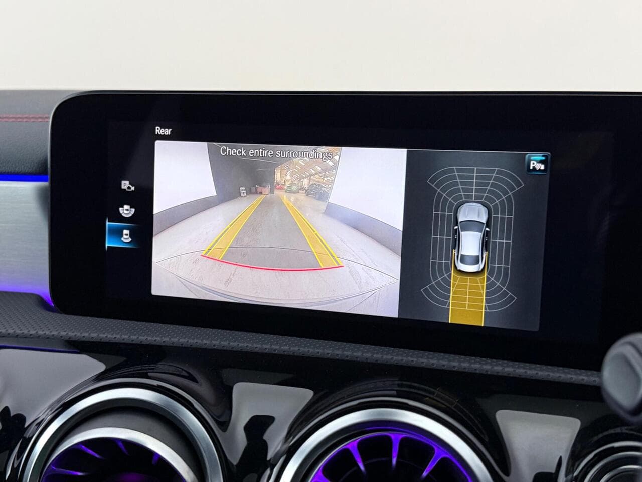 Mercedes-Benz CLA thumbnail Infotainment System