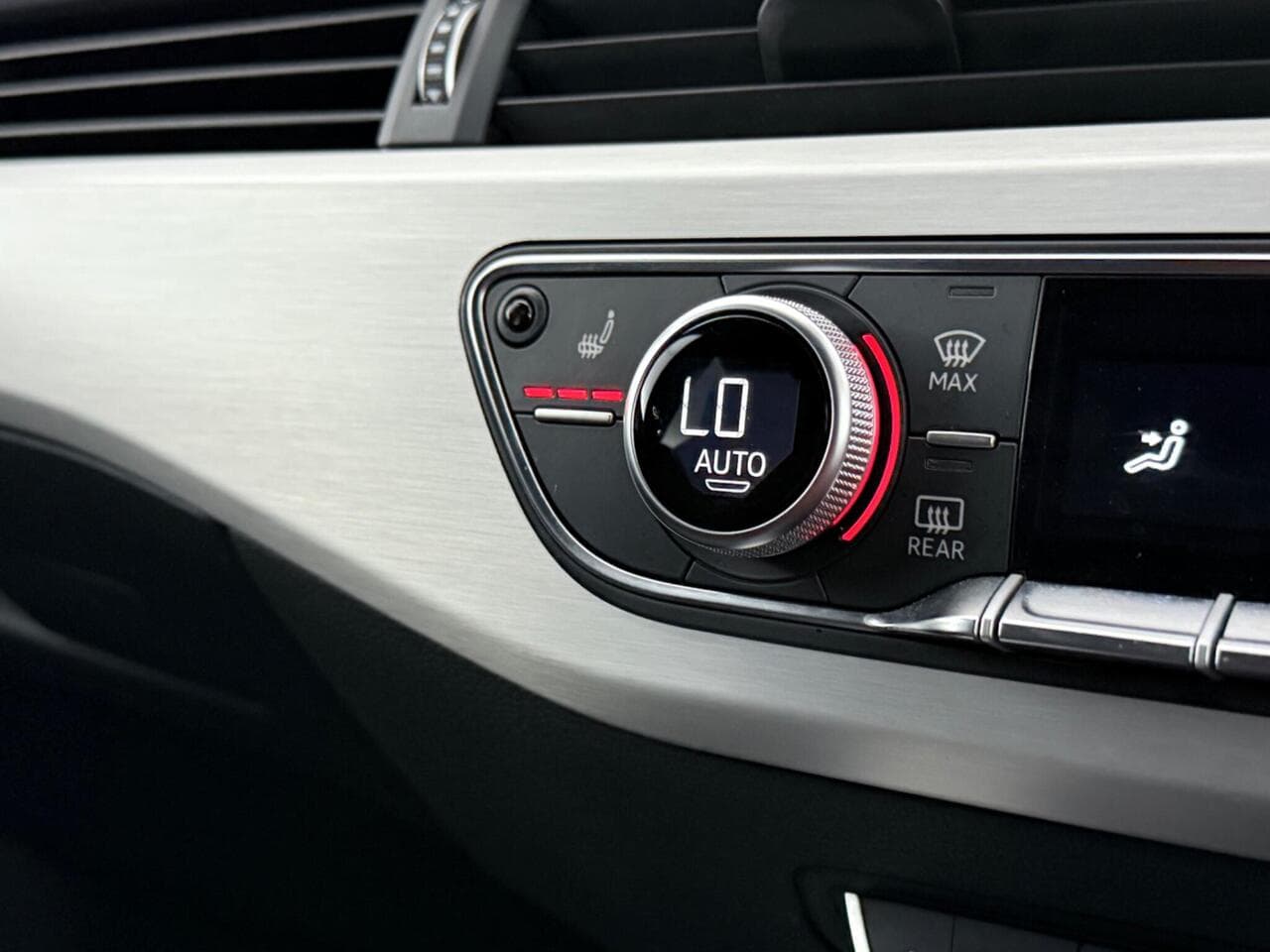 Audi A5 thumbnail Misc Controls