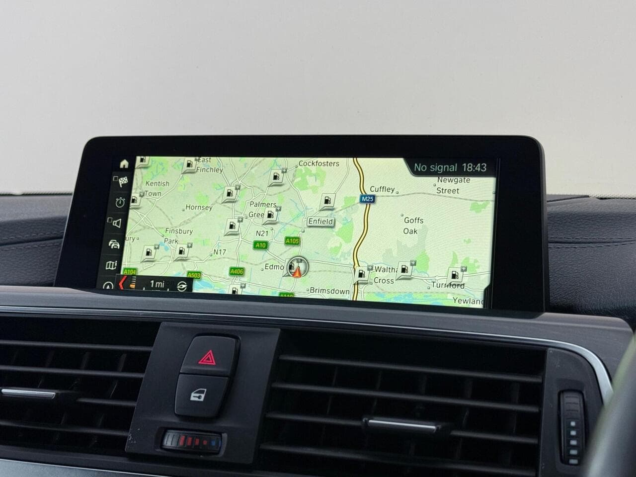 BMW 4 Series Gran Coupe thumbnail Infotainment System