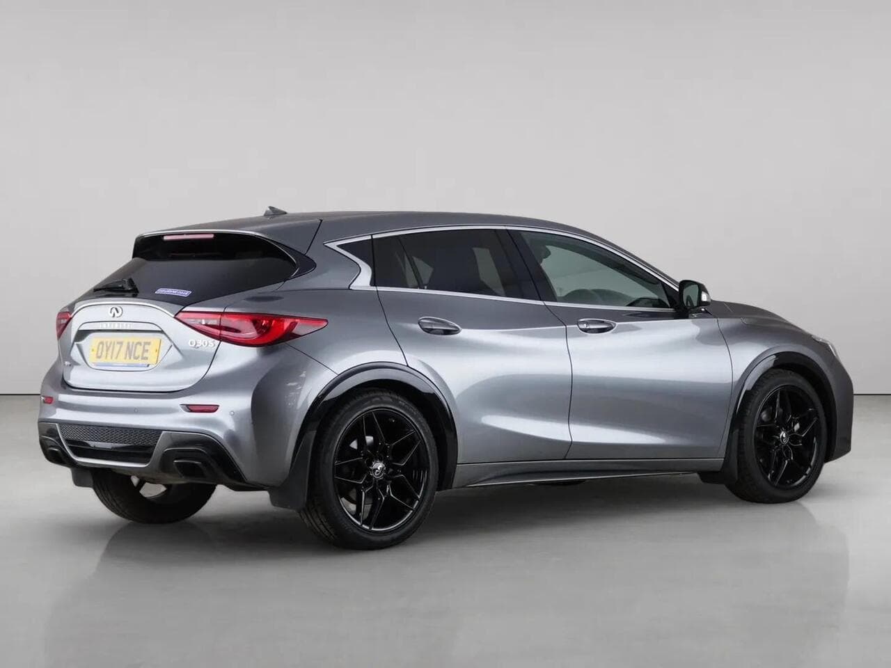 Infiniti Q30 thumbnail Inconclusive