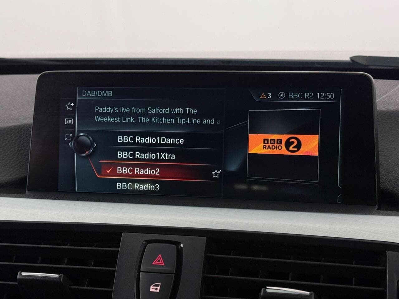 BMW 4 Series thumbnail Infotainment System