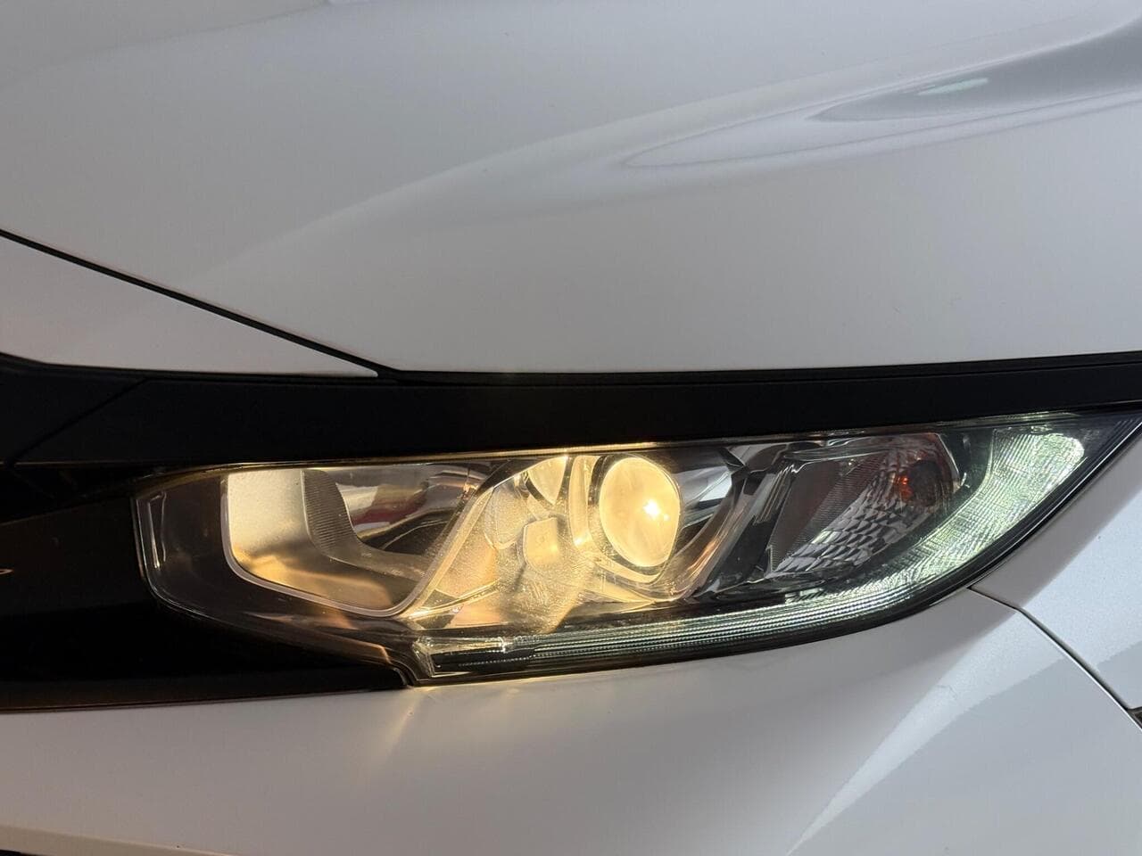 Honda Civic thumbnail Lights Front