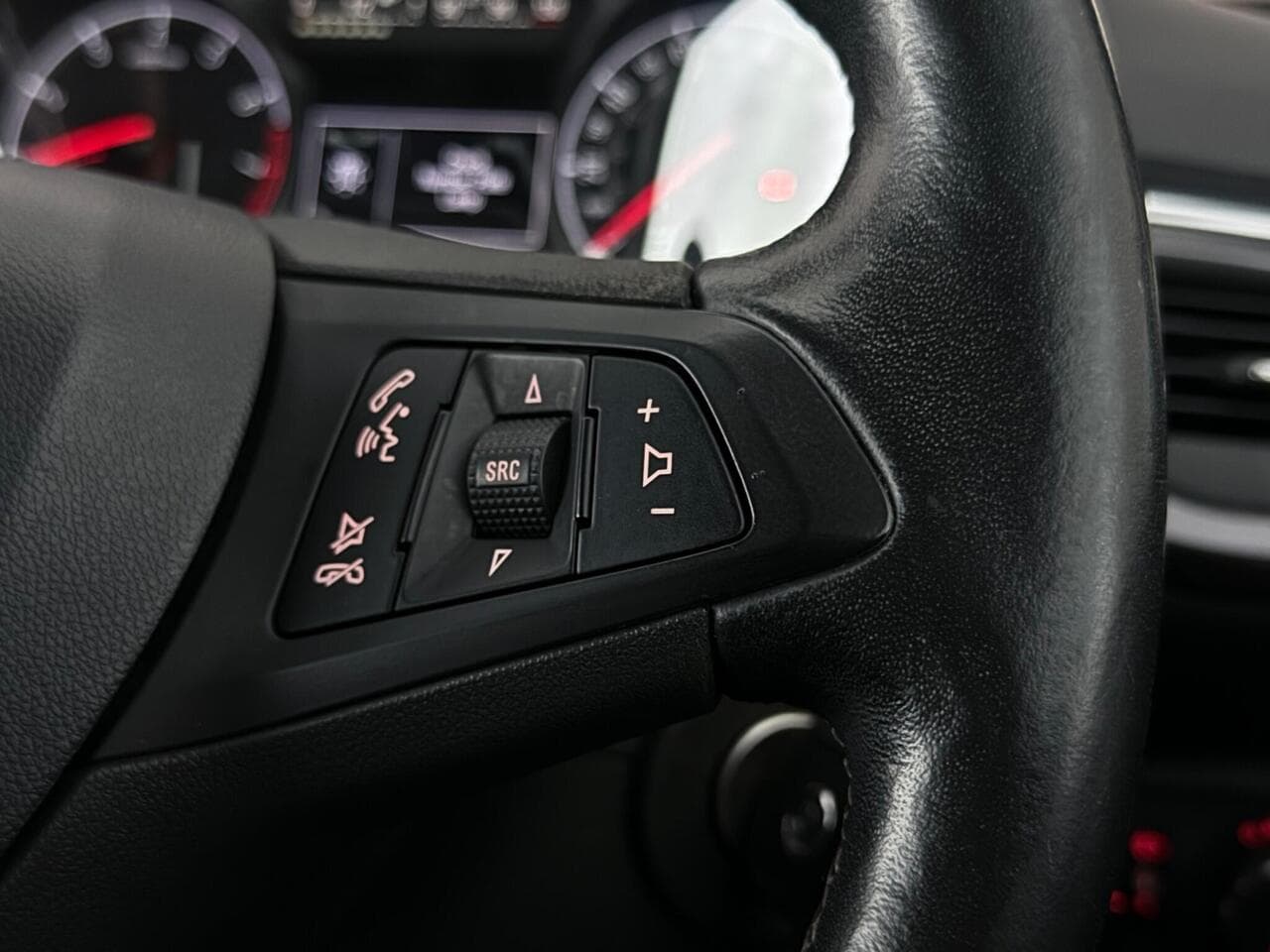 Vauxhall Corsa thumbnail Misc Controls