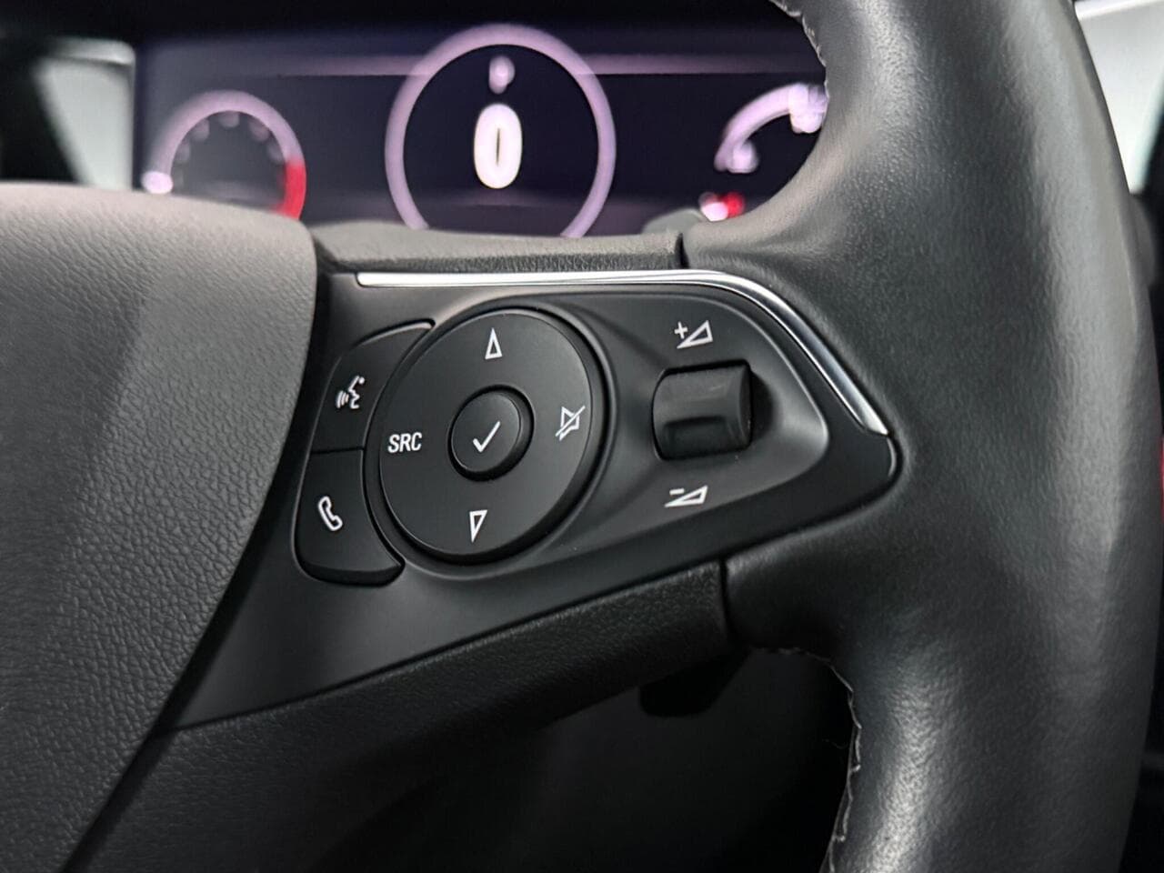 Vauxhall Mokka thumbnail Misc Controls