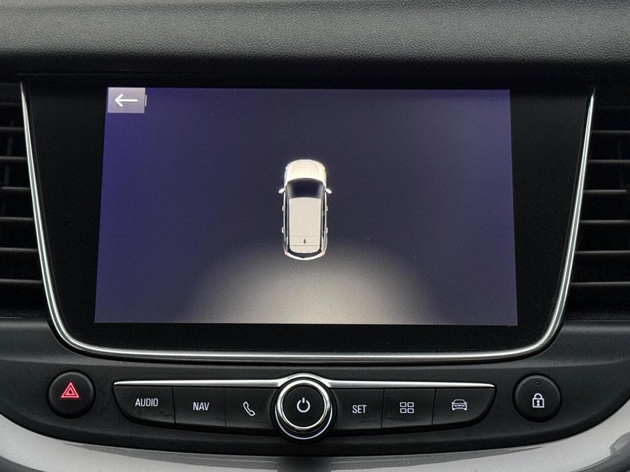 Vauxhall Grandland X thumbnail Infotainment System