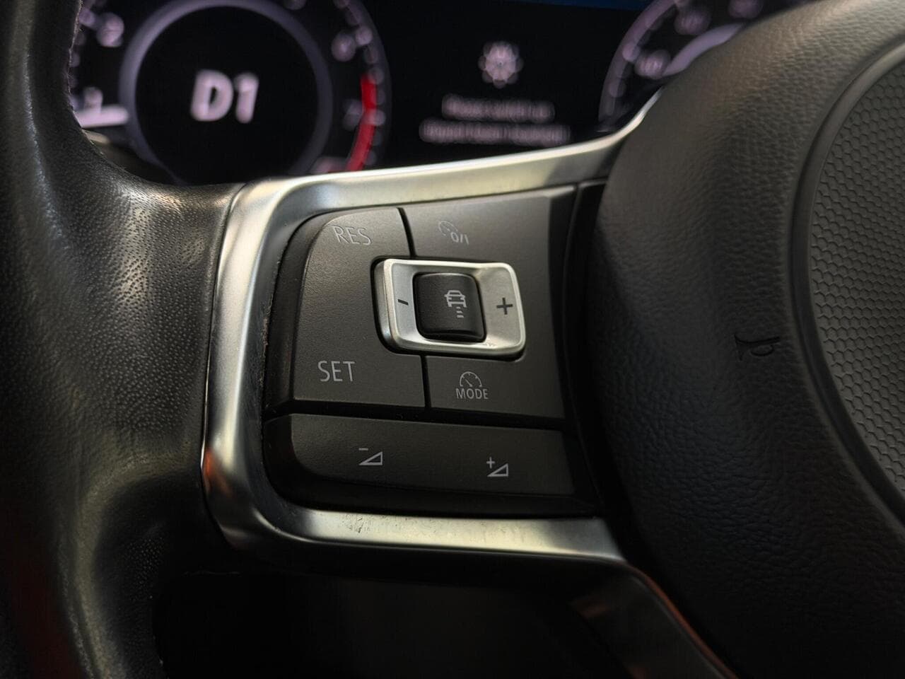 Volkswagen Arteon thumbnail Misc Controls