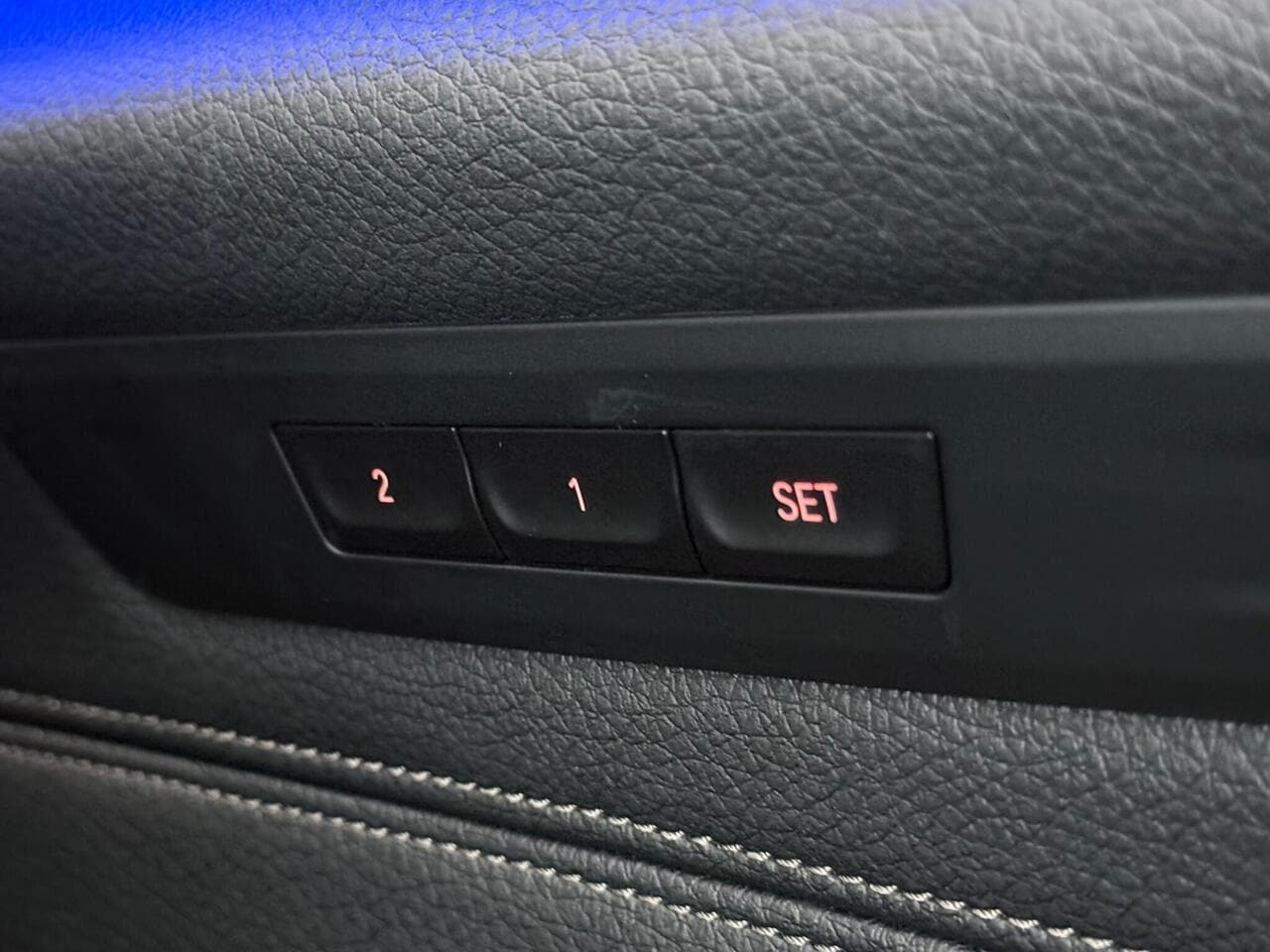 BMW 5 Series thumbnail Misc Controls