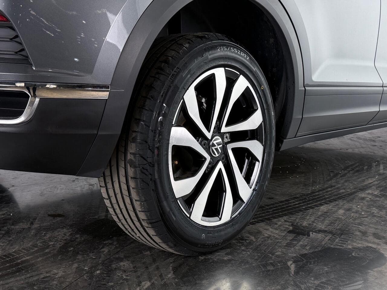 Volkswagen T-Roc thumbnail Wheel