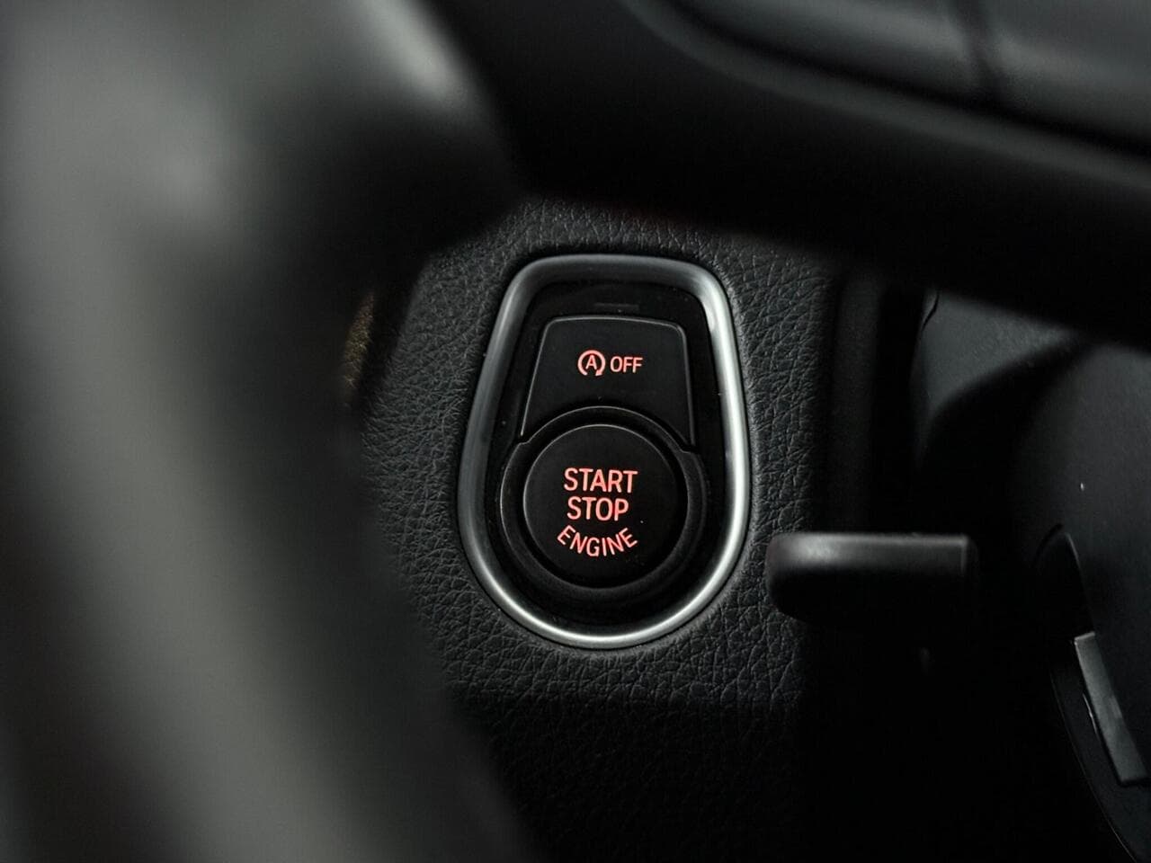 BMW 3 Series thumbnail Misc Controls