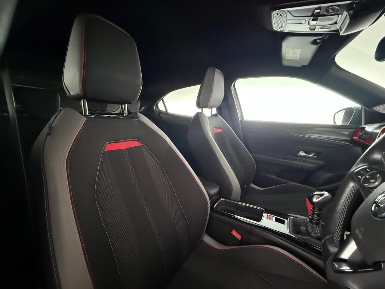 Vauxhall Mokka thumbnail Seat Driver