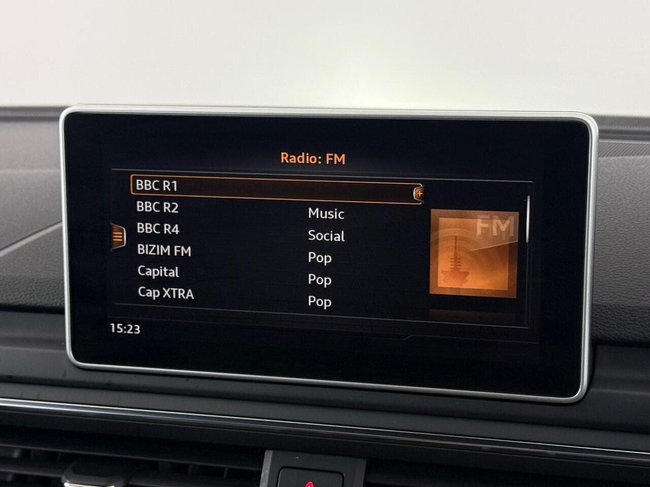 Audi A4 thumbnail Infotainment System