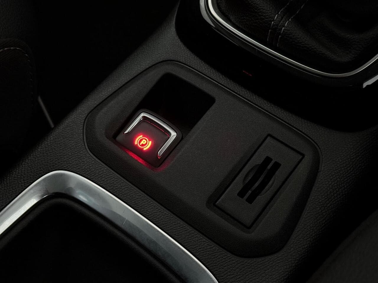 Vauxhall Corsa thumbnail Misc Controls