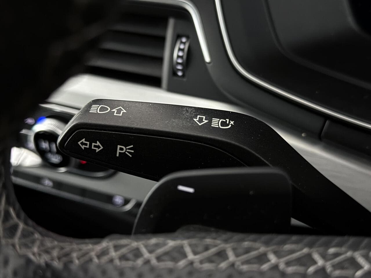 Audi A5 thumbnail Misc Controls