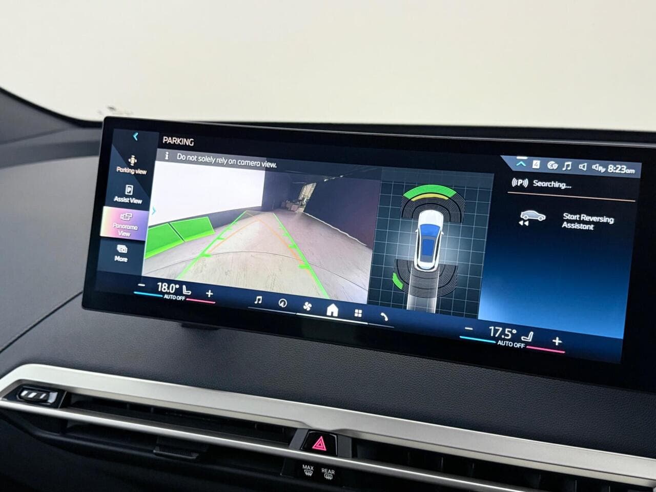 BMW iX thumbnail Infotainment System