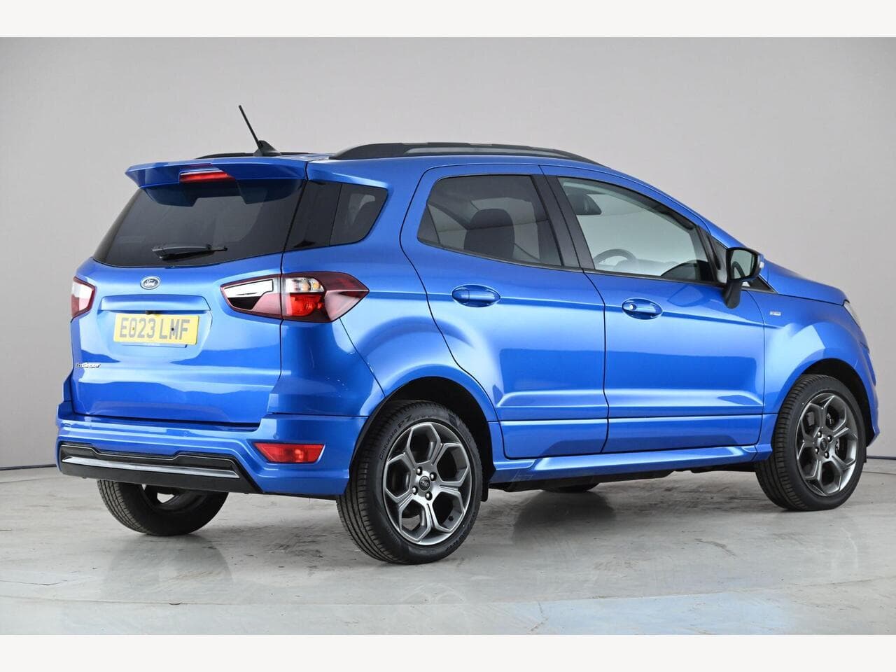 Ford EcoSport thumbnail Rear Right