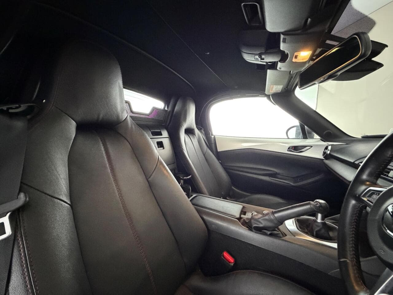 Mazda MX-5 thumbnail Seat Driver