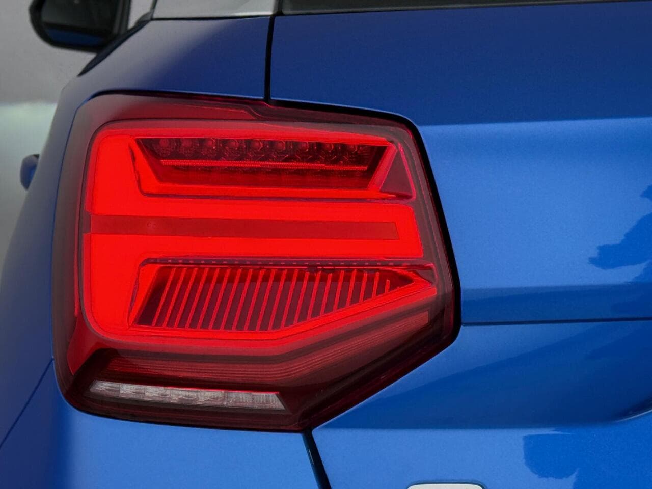 Audi Q2 thumbnail Lights Rear
