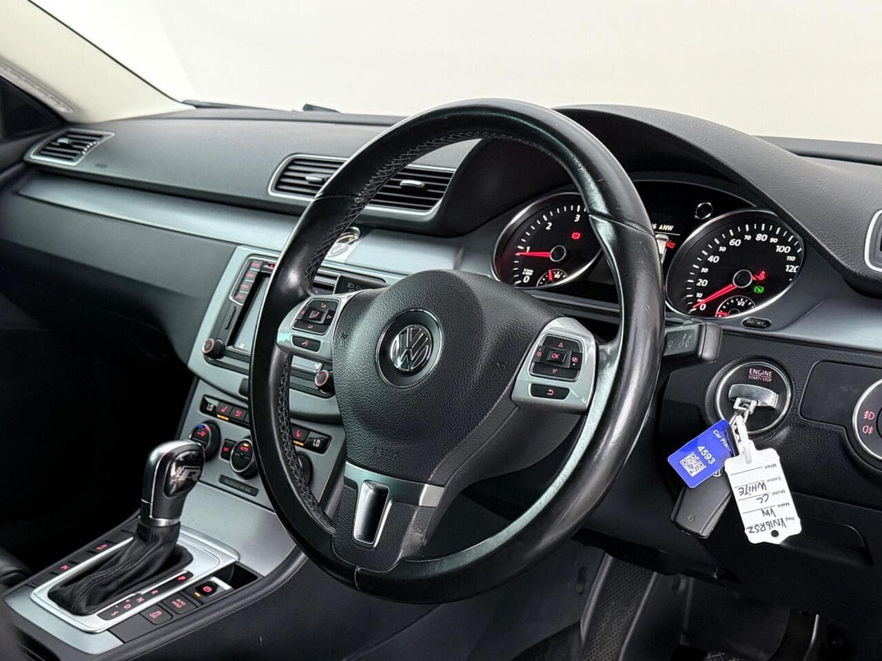 Volkswagen CC thumbnail Interior Front