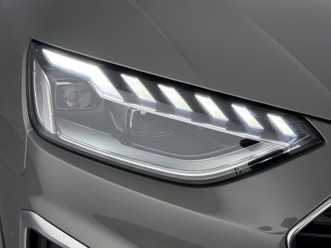 Audi A4 thumbnail Lights Front