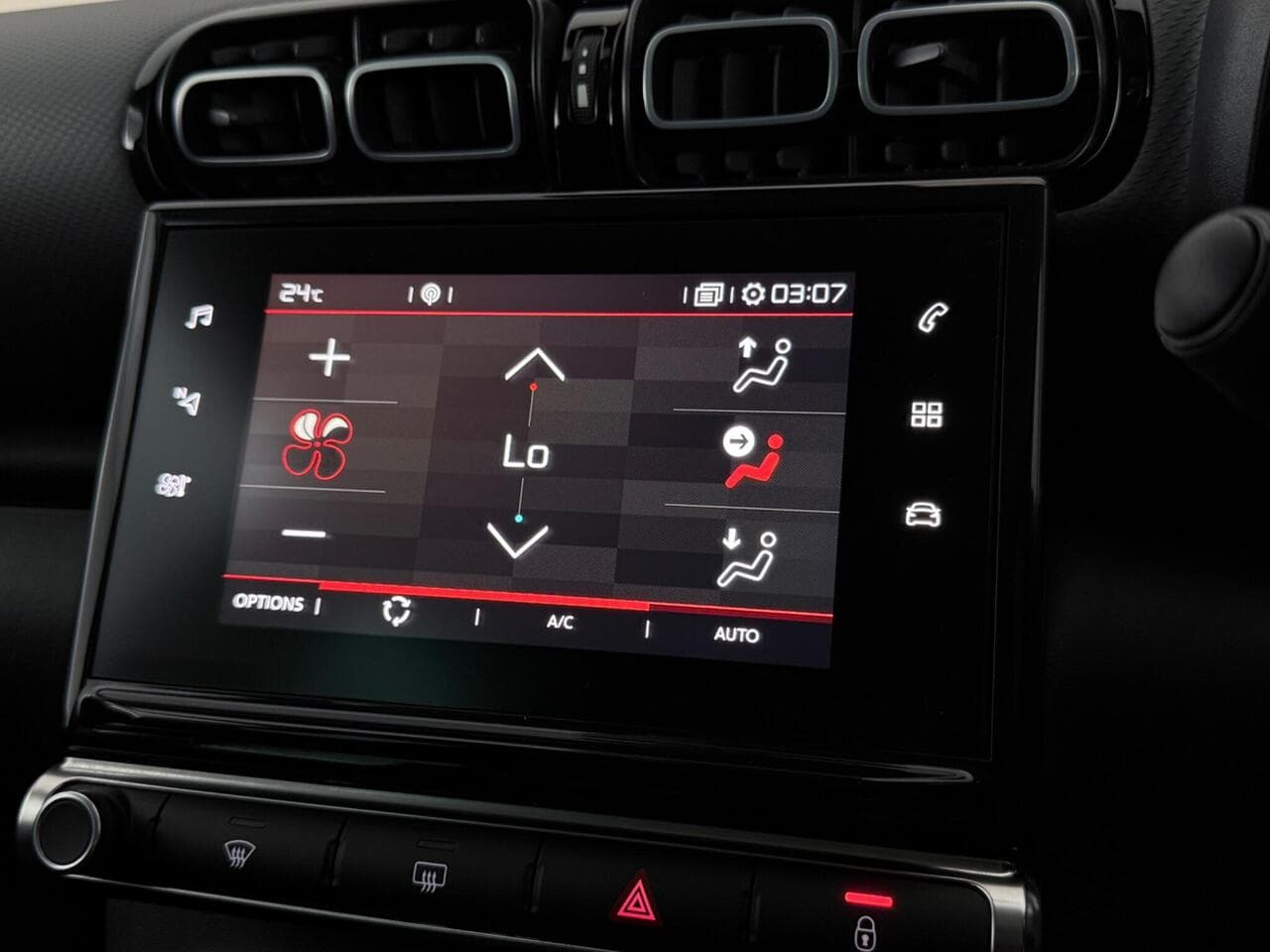 Citroen C3 Aircross thumbnail Infotainment System