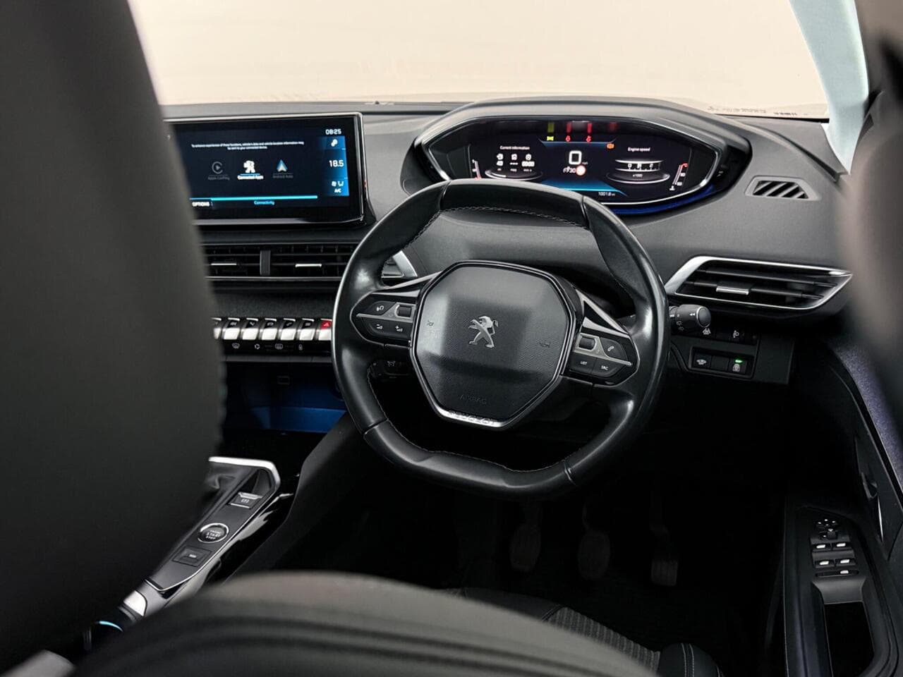 Peugeot 3008 thumbnail Steering Wheel