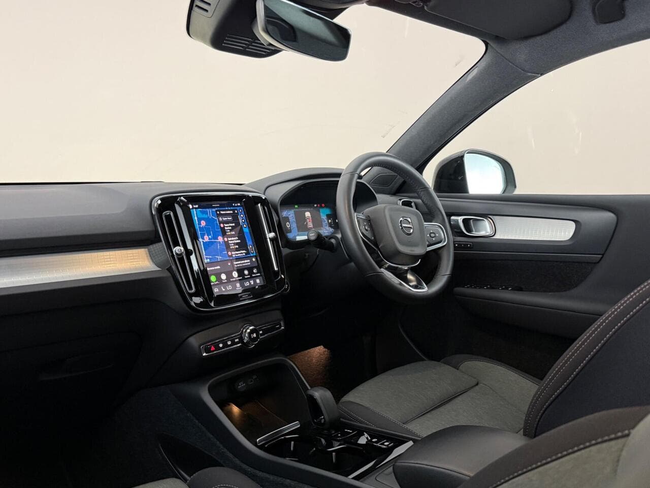 Volvo XC40 thumbnail Interior Front