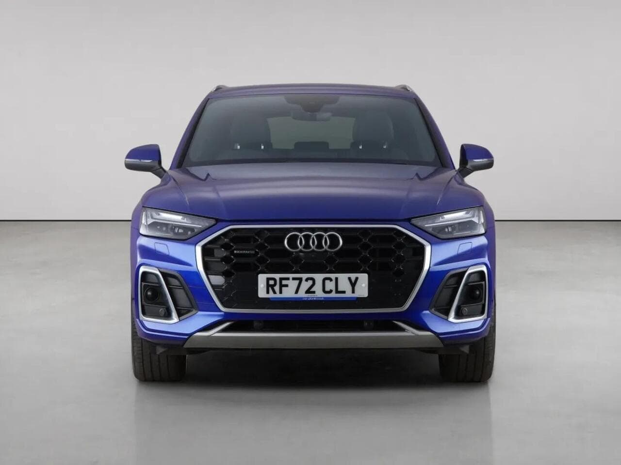 Audi Q5 thumbnail Front
