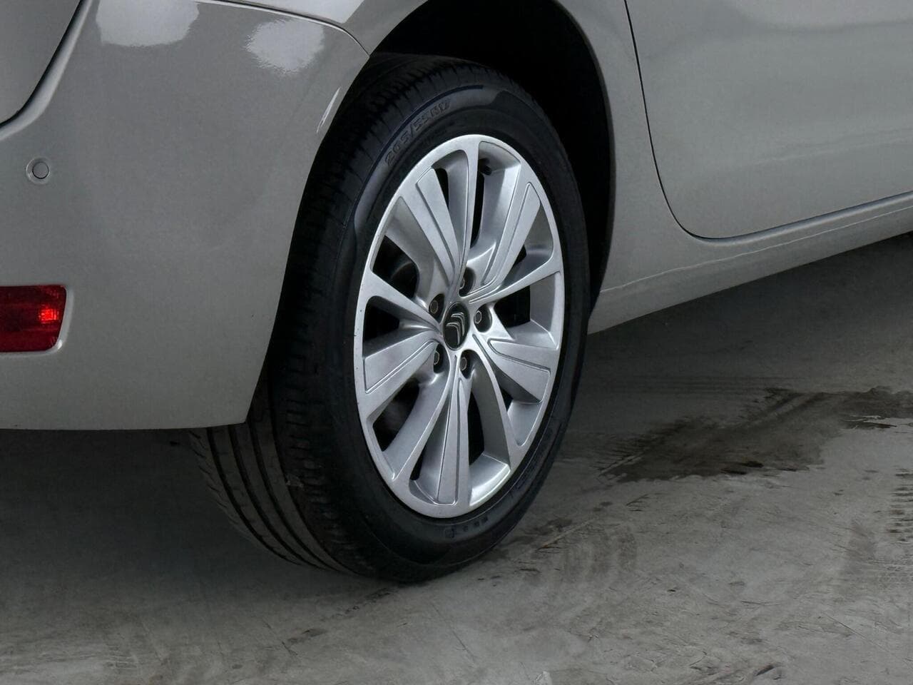 Citroen Grand C4 SpaceTourer thumbnail Wheel