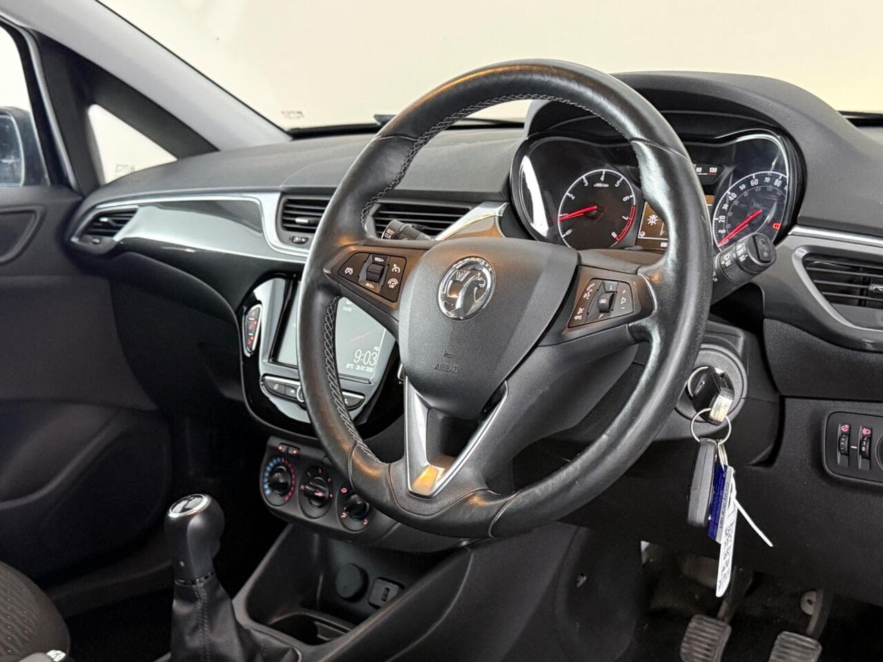 Vauxhall Corsa thumbnail Interior Front