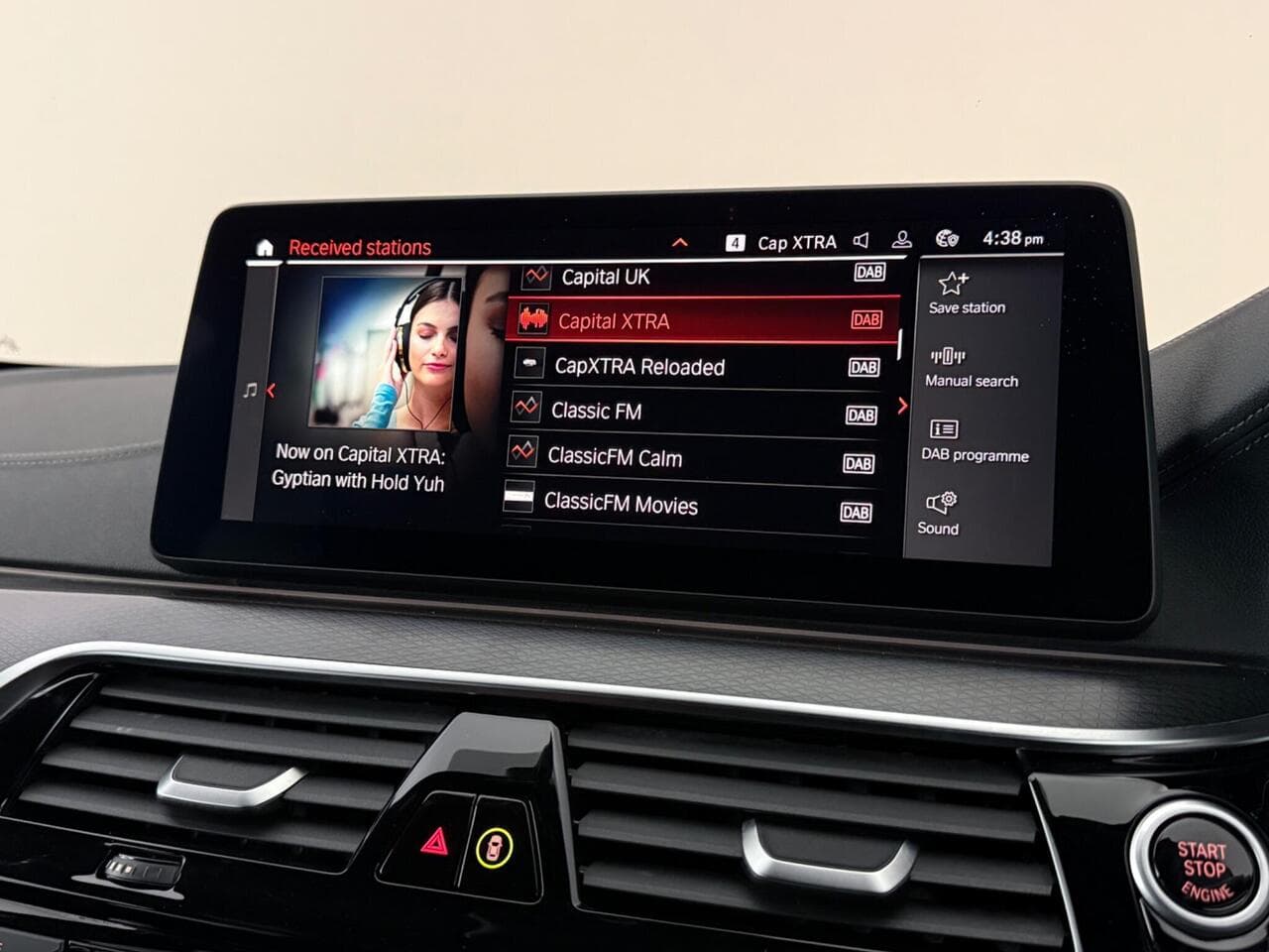 BMW 5 Series thumbnail Infotainment System