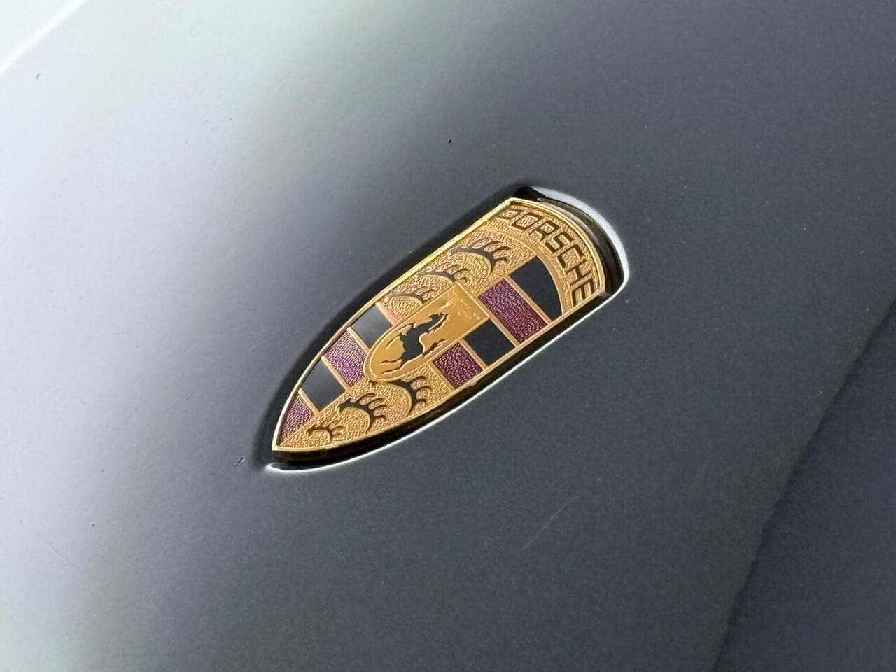 Porsche Macan thumbnail Inconclusive