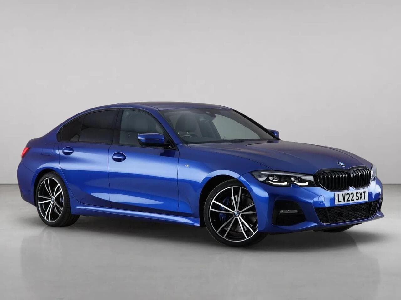 BMW 3 Series - BMW 3 Series 2.0 320i M Sport Auto xDrive Euro 6 (s/s) 4dr