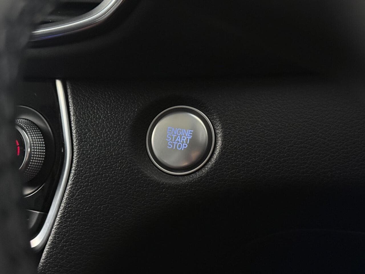 Hyundai Santa Fe thumbnail Misc Controls