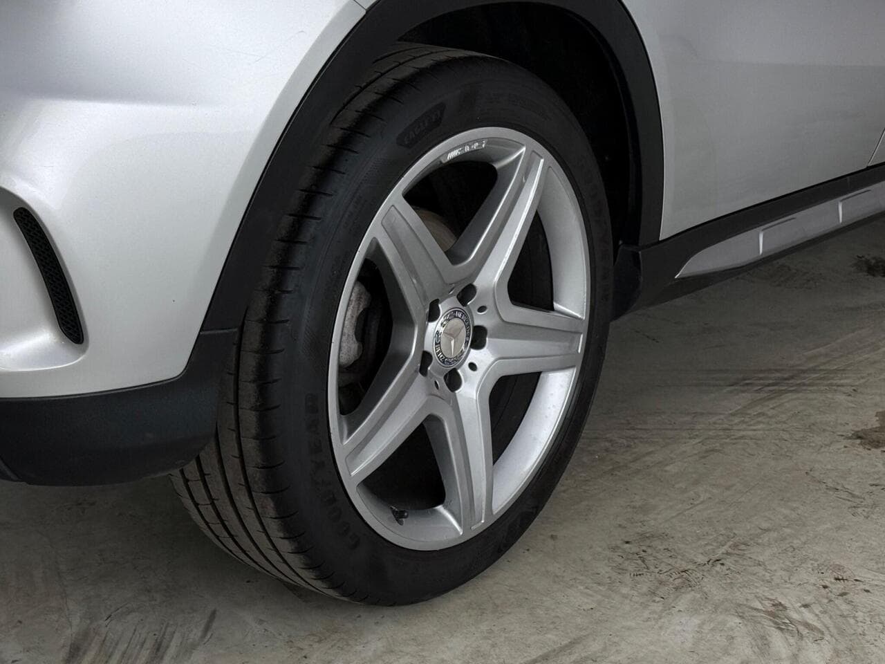 Mercedes-Benz GLA thumbnail Wheel