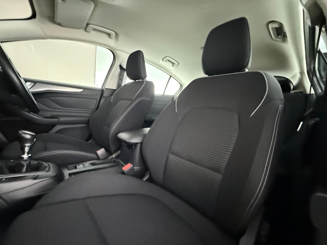Ford Focus thumbnail Seat Front Passenger