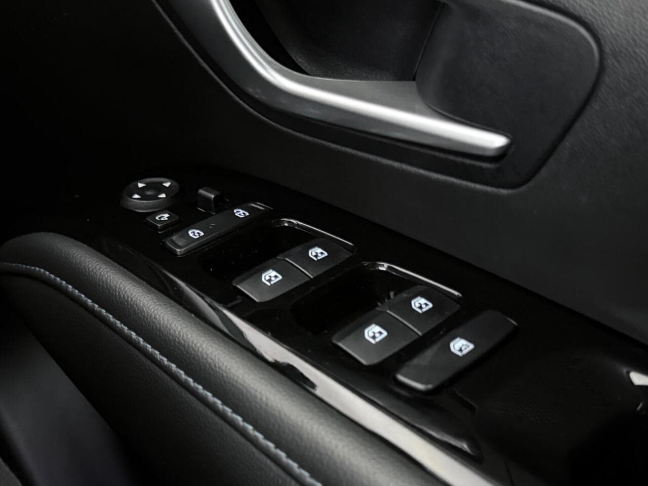 Hyundai TUCSON thumbnail Misc Controls