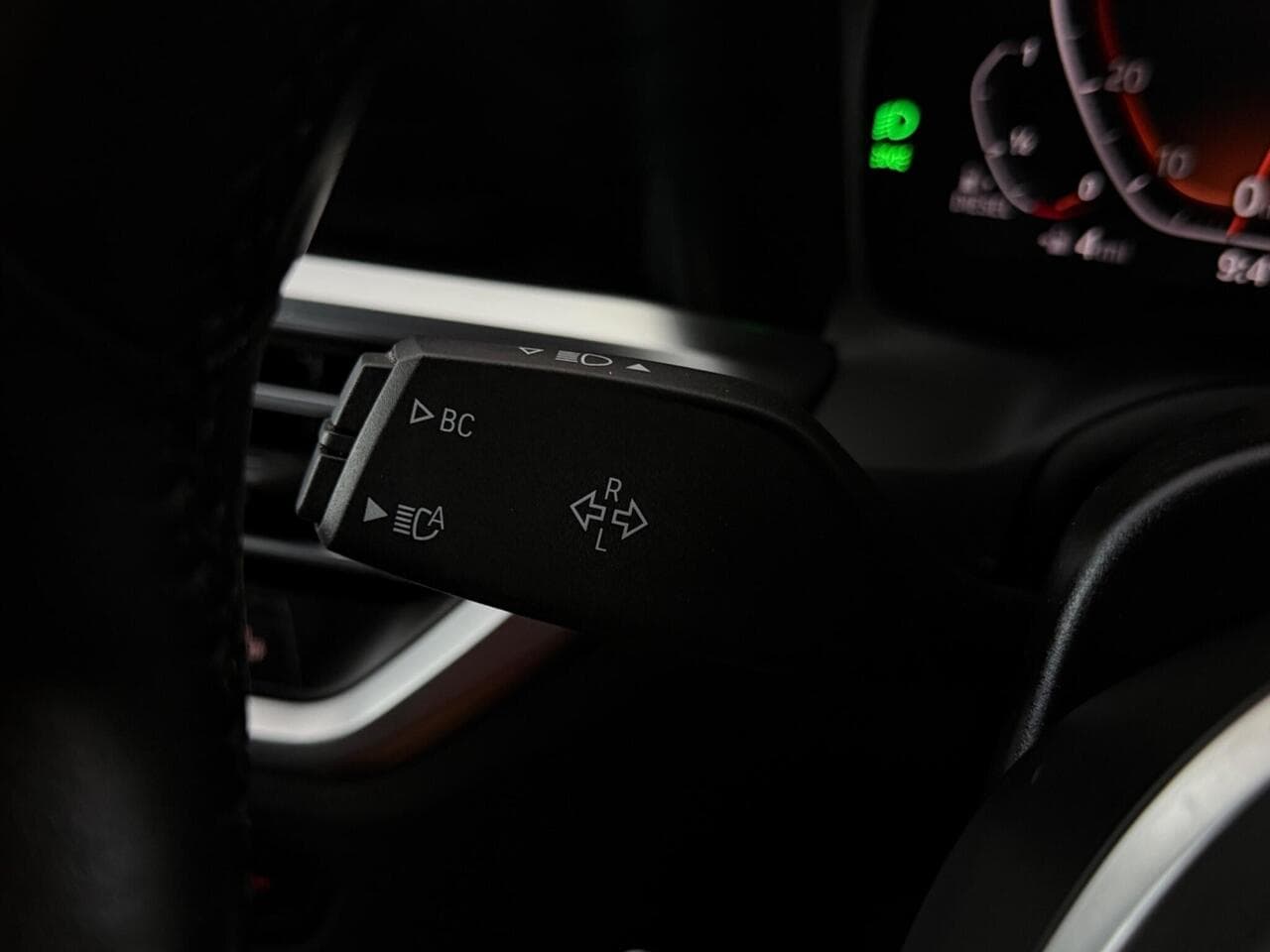 BMW 4 Series thumbnail Misc Controls