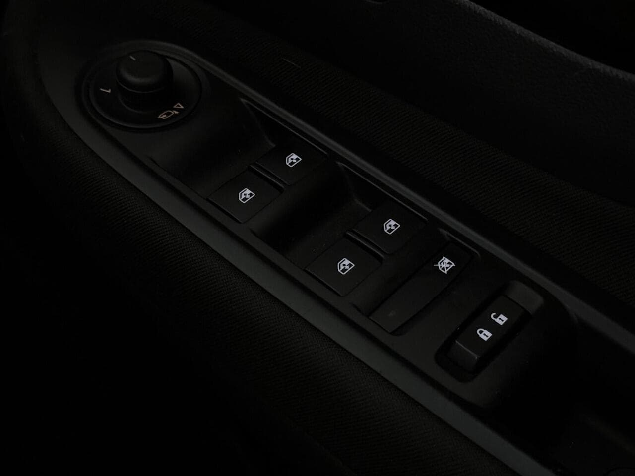 Vauxhall Mokka X thumbnail Misc Controls