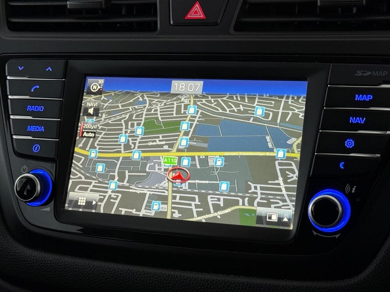 Hyundai i20 thumbnail Infotainment System
