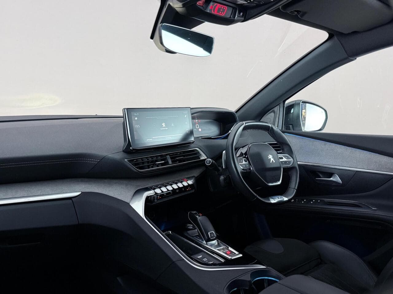 Peugeot 5008 thumbnail Interior Front