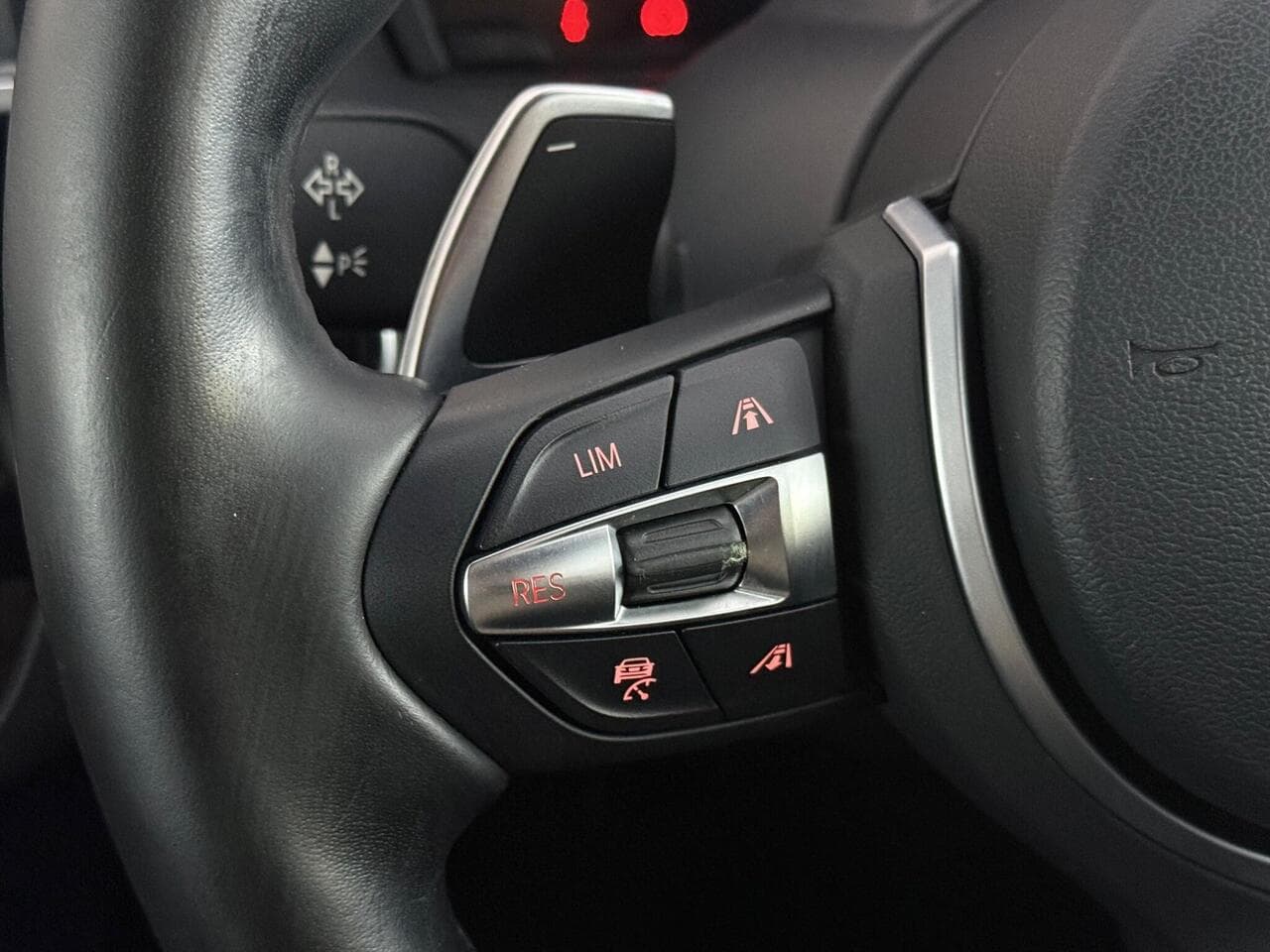 BMW 2 Series thumbnail Misc Controls