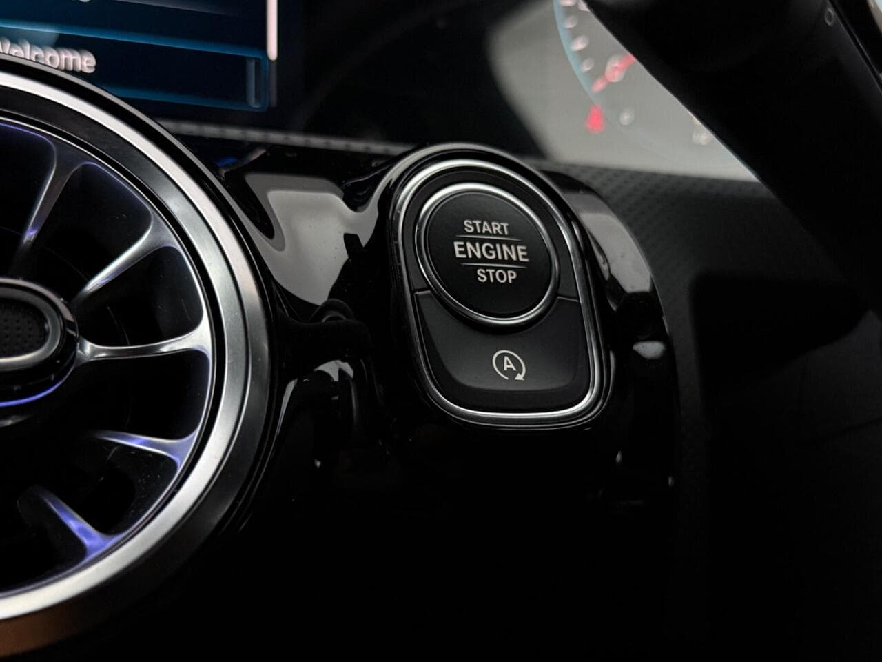 Mercedes-Benz A Class thumbnail Misc Controls