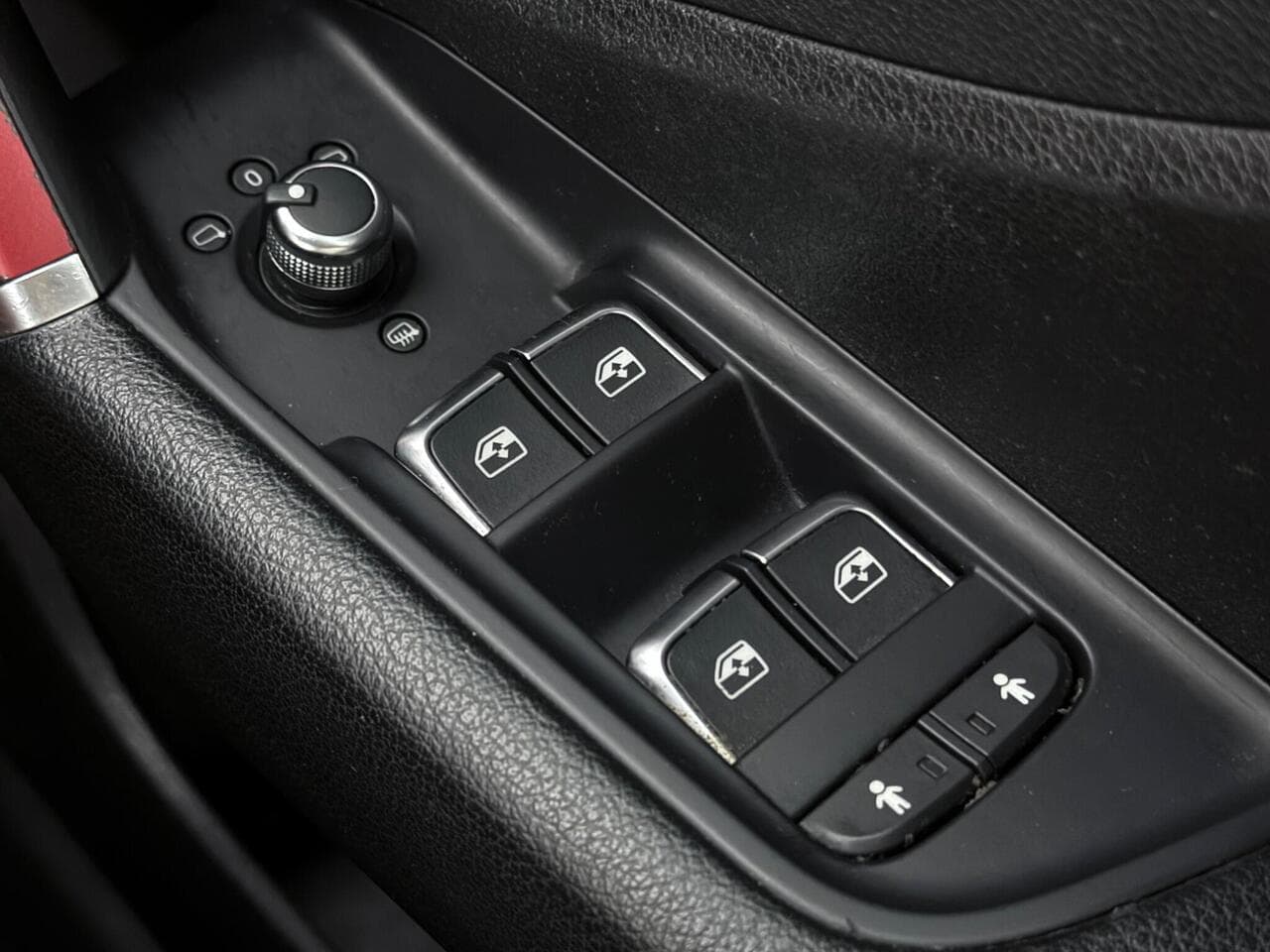 Audi Q2 thumbnail Misc Controls