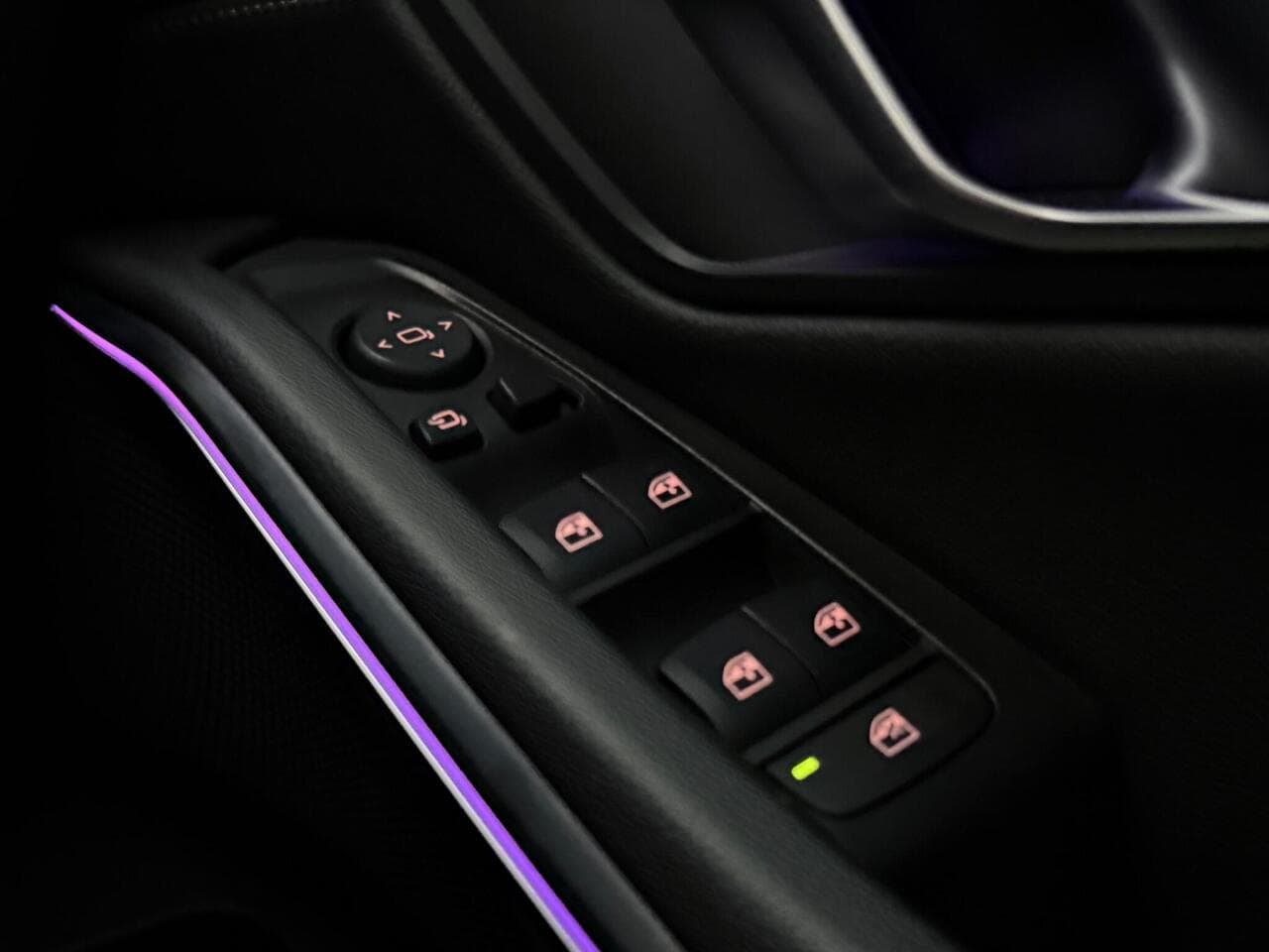 BMW 3 Series thumbnail Misc Controls